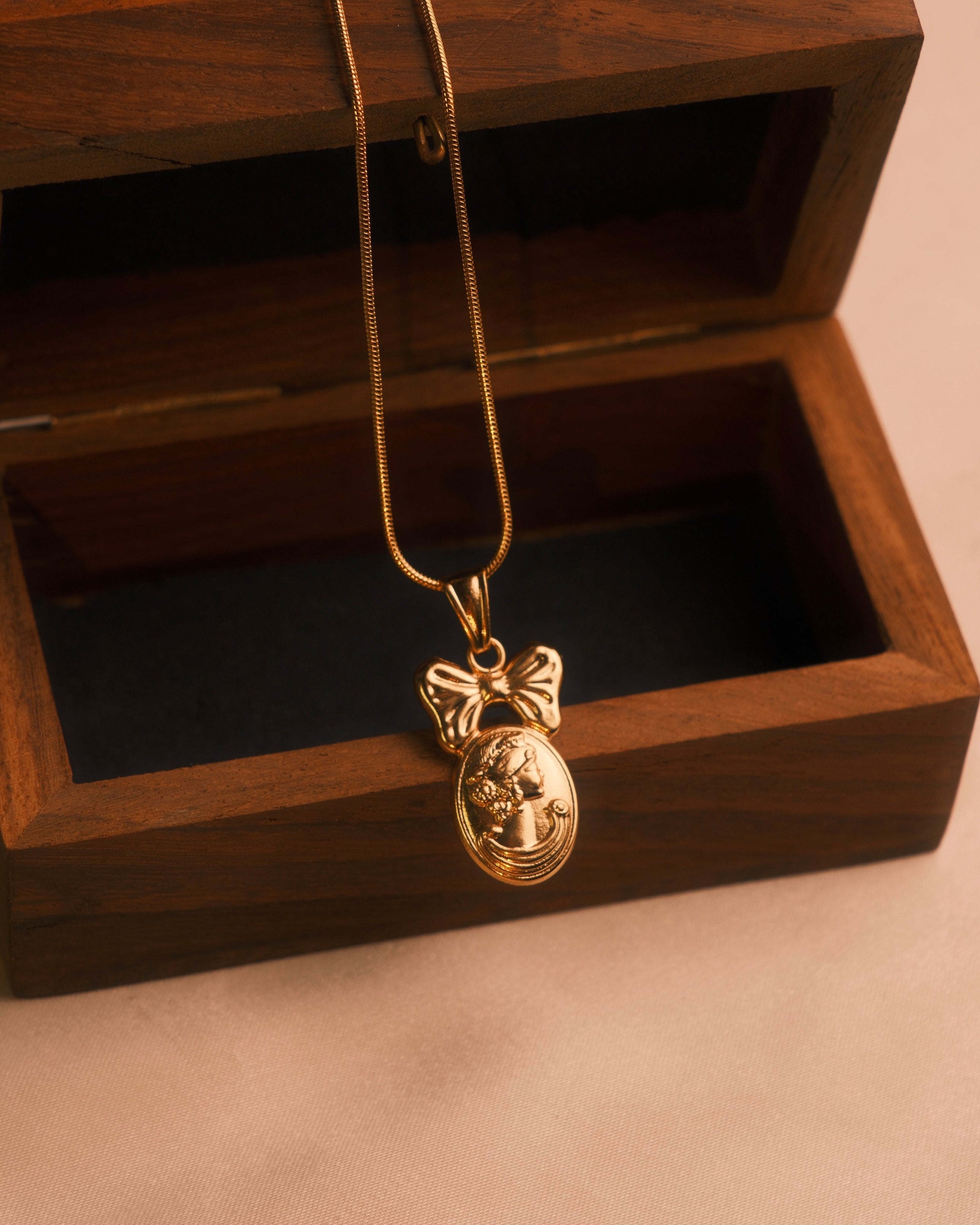 Star Lock Necklace