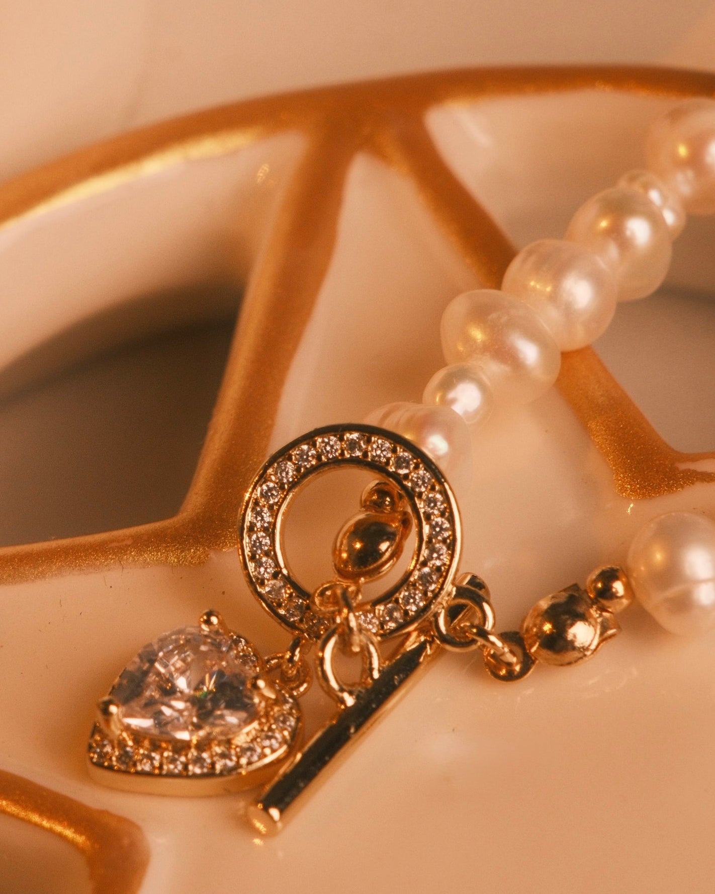 Lumina Necklace